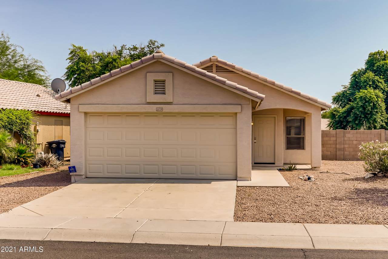 15719 Cottonwood Street - Photo 1