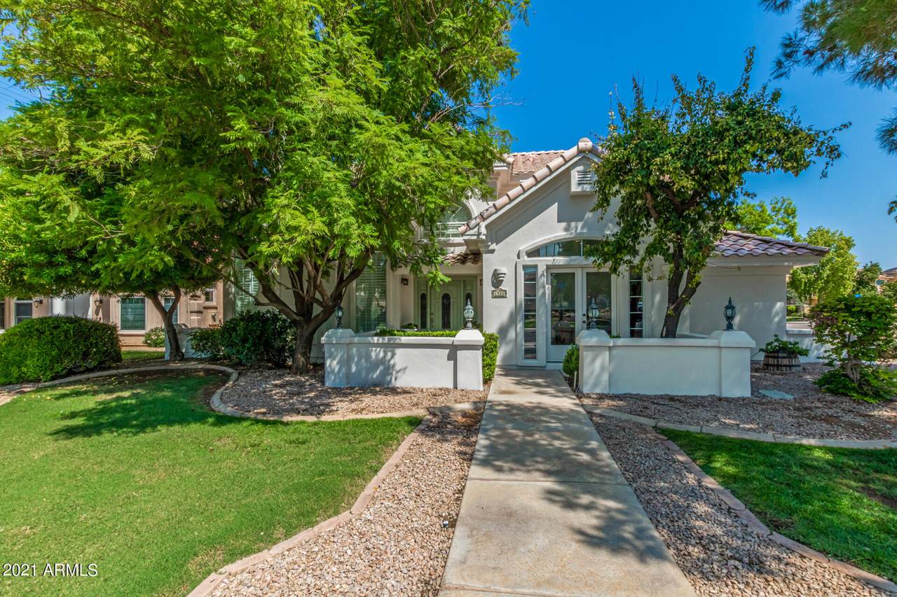 1912 Gondola Court - Photo 1