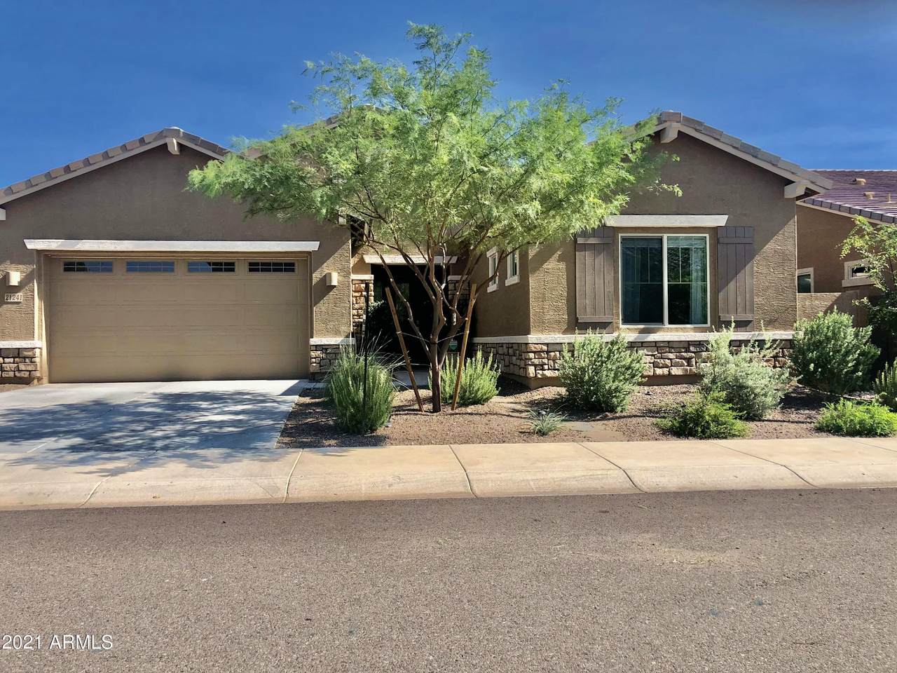 21241 Wilshire Drive - Photo 1