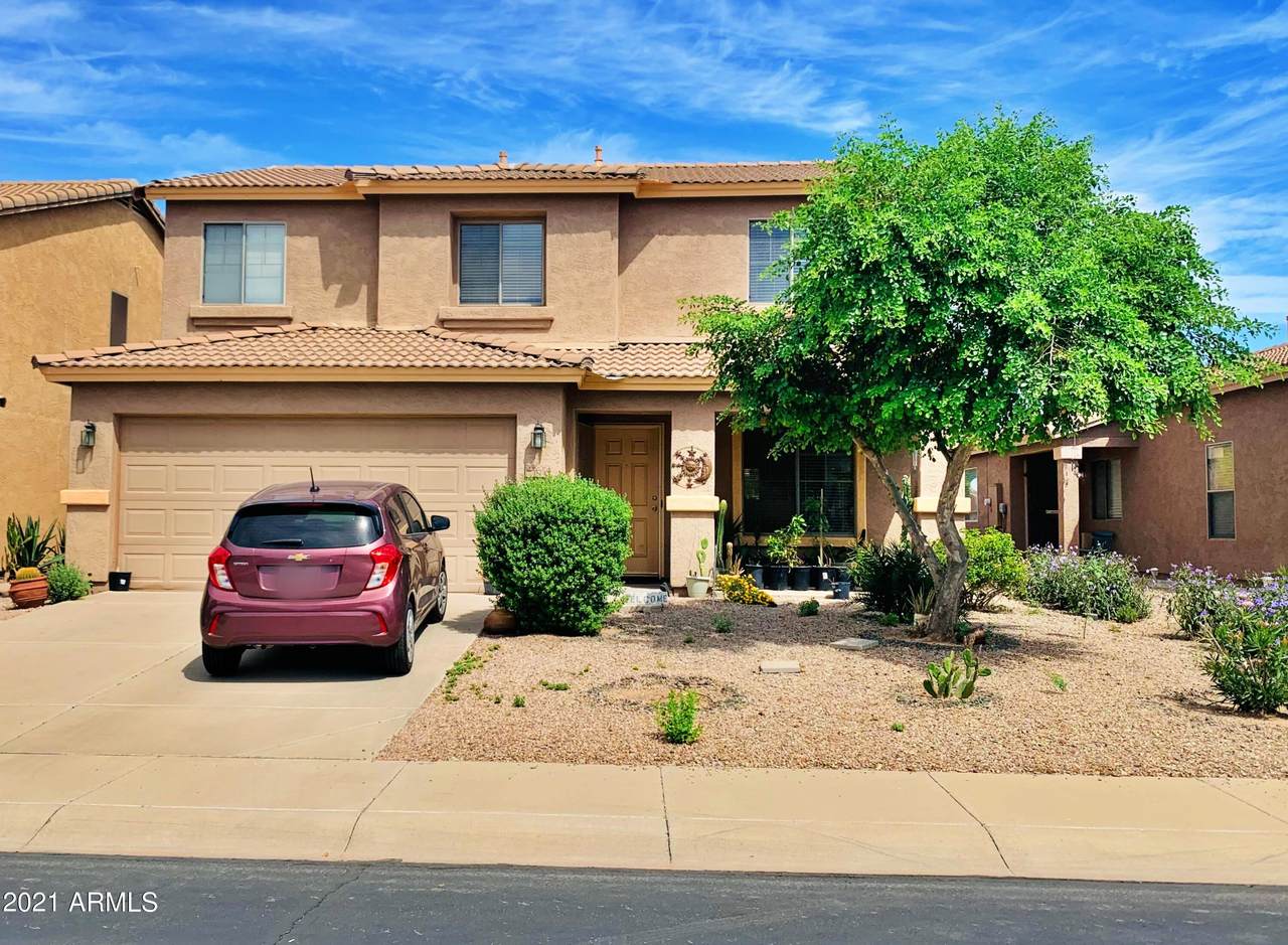 43654 Colby Drive - Photo 1