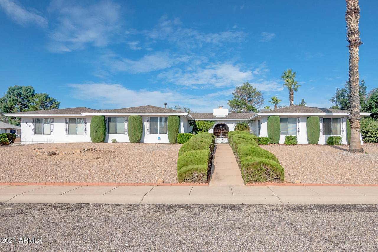 2047 Laurel Lane - Photo 1