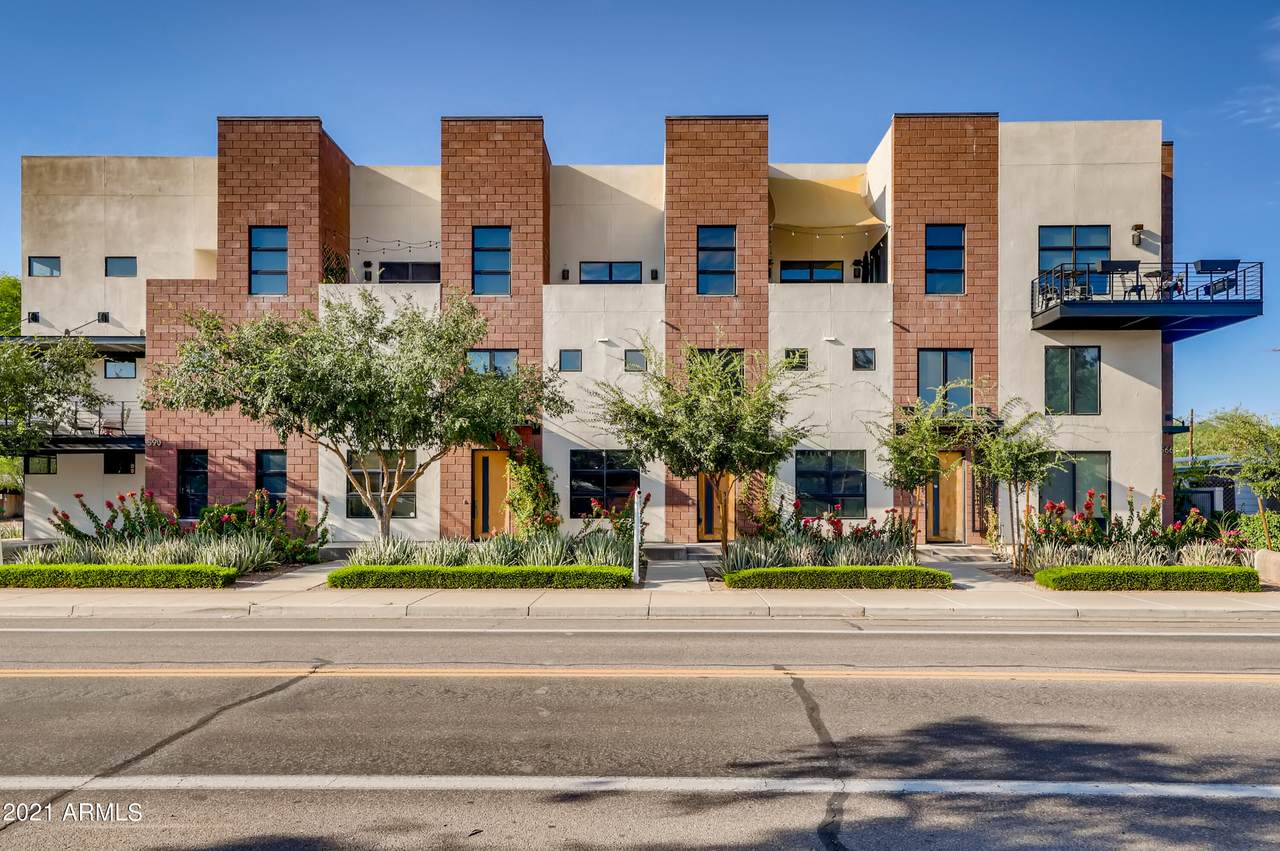 578 5TH Street - Photo 1