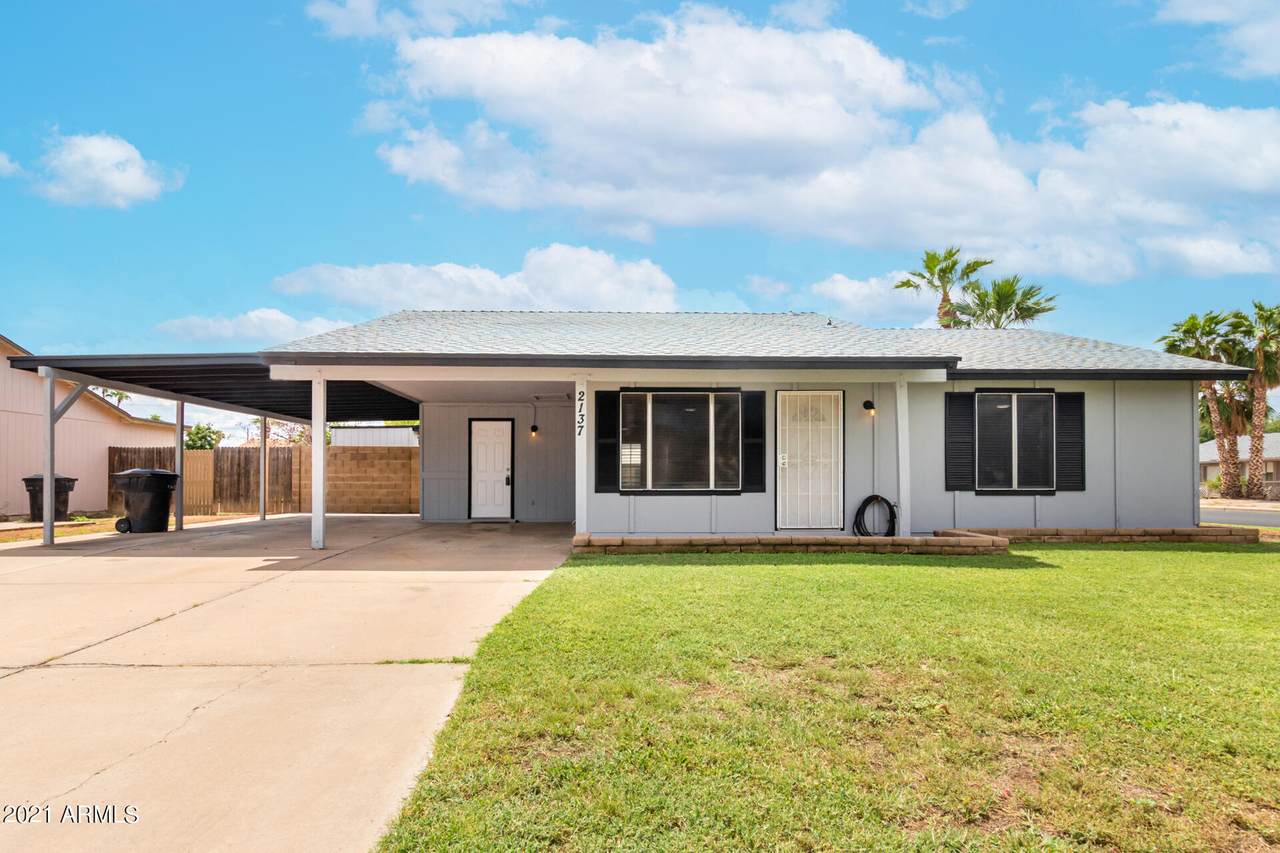 2137 Pampa Avenue - Photo 1