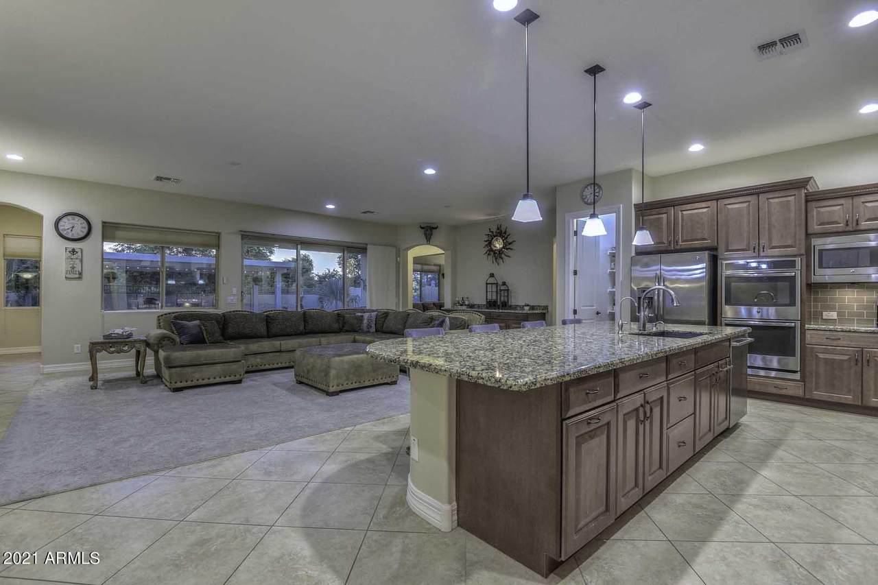 2060 159th Avenue - Photo 1