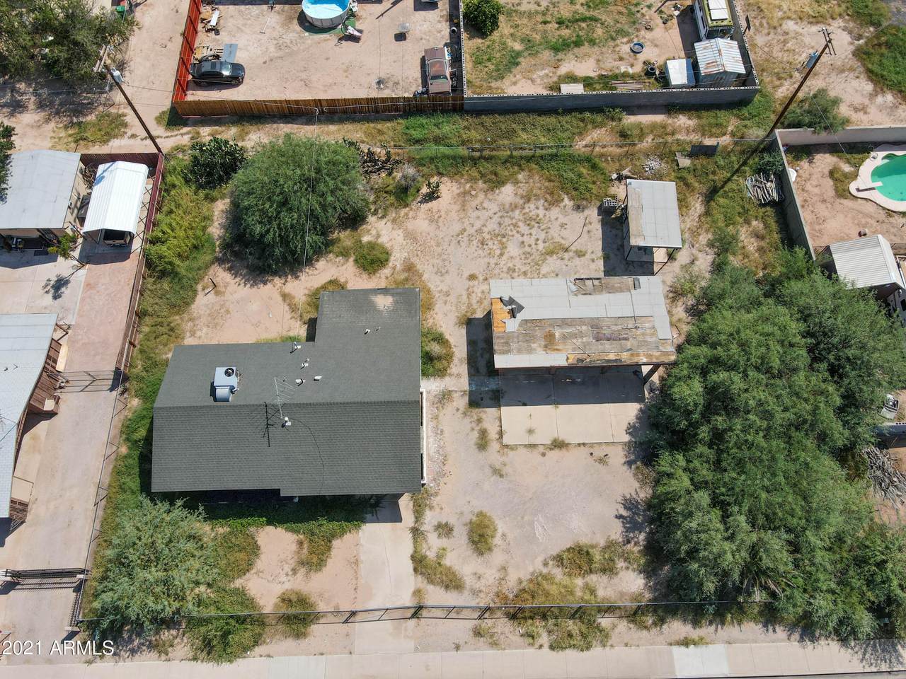 45001 Honeycutt Avenue - Photo 1
