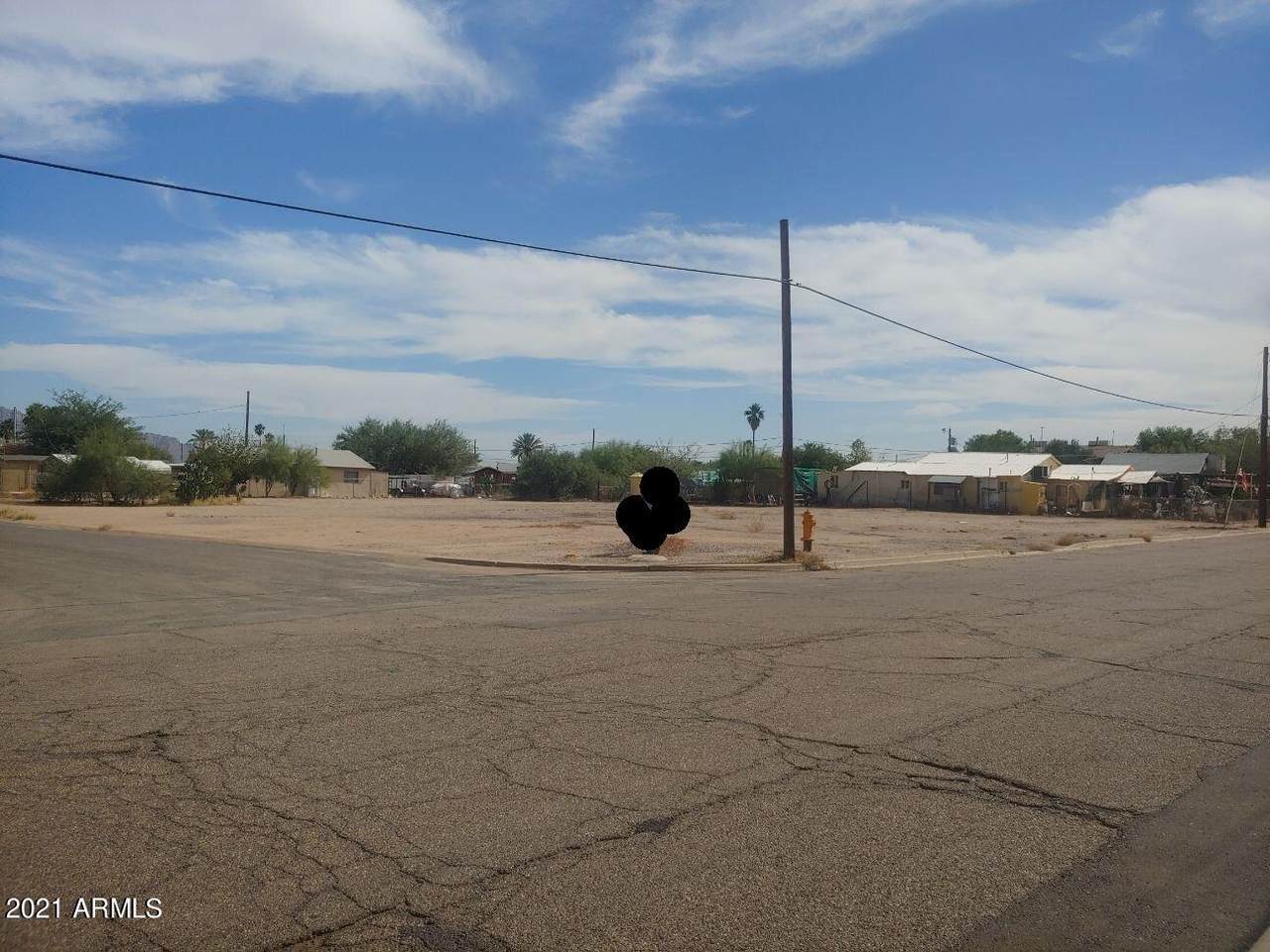 511 D Street - Photo 1