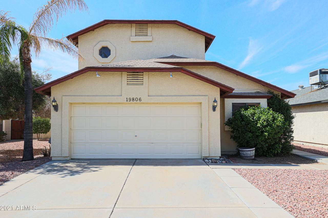 19806 47TH Avenue - Photo 1