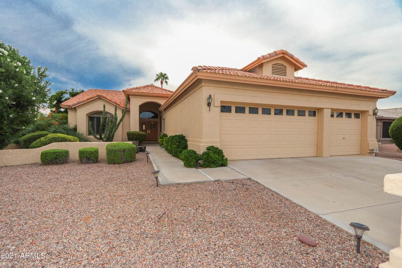 9921 Sunridge Drive - Photo 1