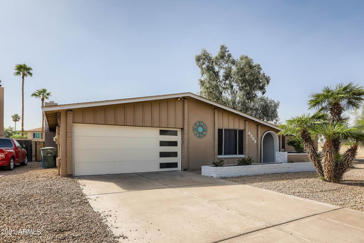 4909 Torrey Pines Circle - Photo 1