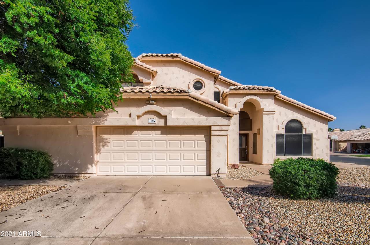 685 Sycamore Court - Photo 1