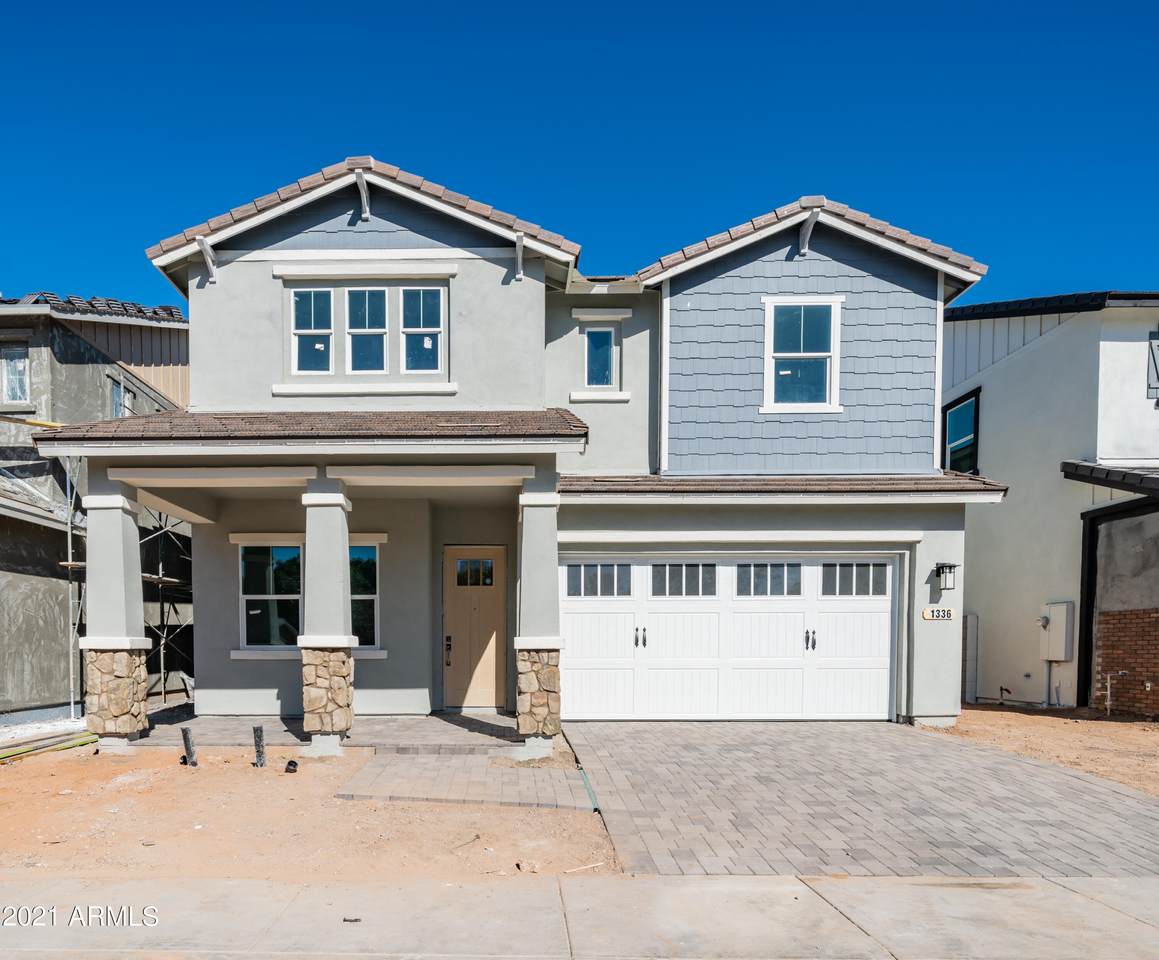 1336 Sierra Vista Drive - Photo 1