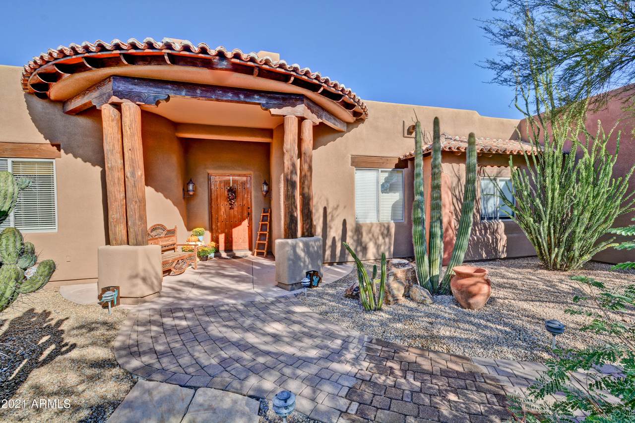 7040 Burnside Trail - Photo 1