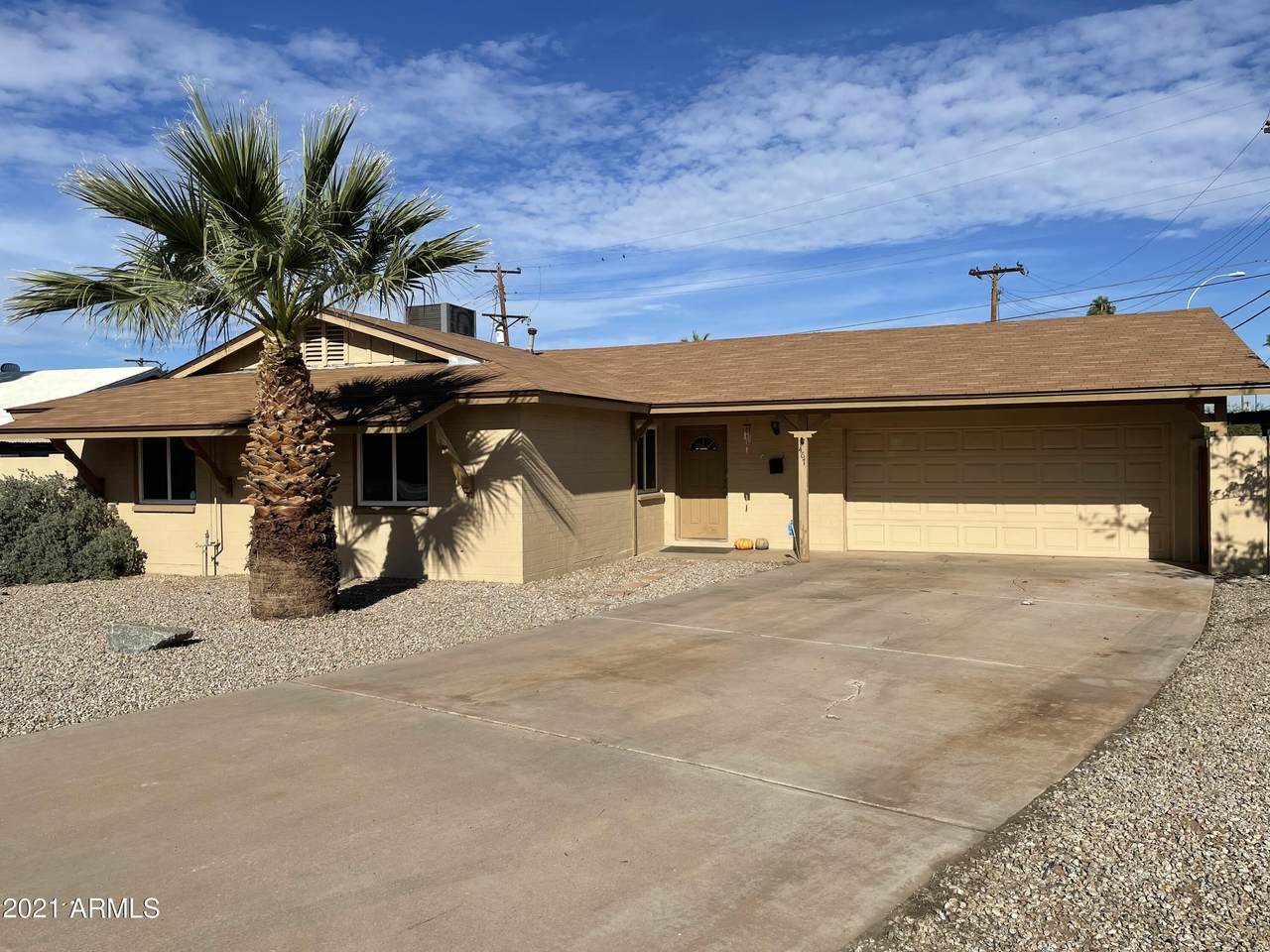467 Daley - Photo 1