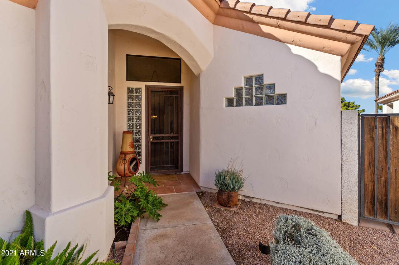 4702 Greenview Circle - Photo 1