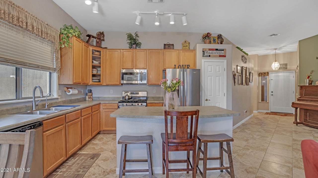 8725 Portobello Avenue - Photo 1