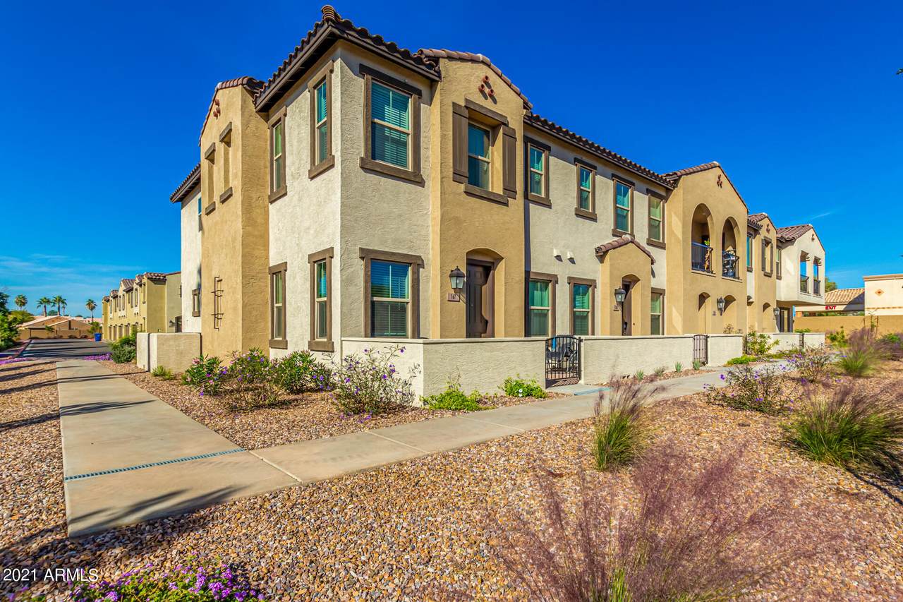 155 Lakeview Boulevard - Photo 1