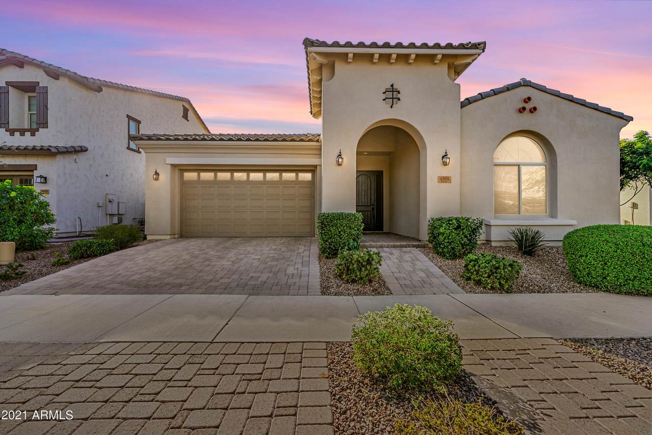 4904 Curie Way - Photo 1
