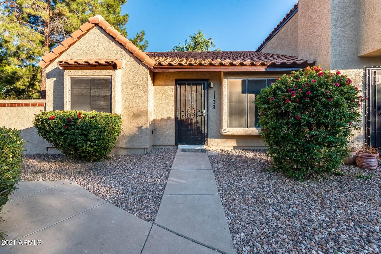 921 University Drive - Photo 1