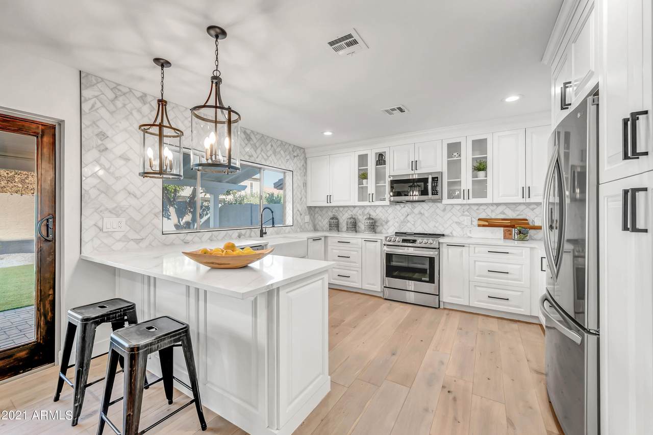 1406 Bayview Drive - Photo 1