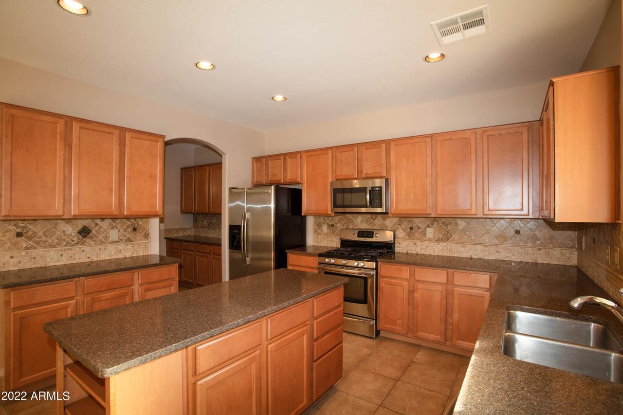 43615 Bailey Drive - Photo 1