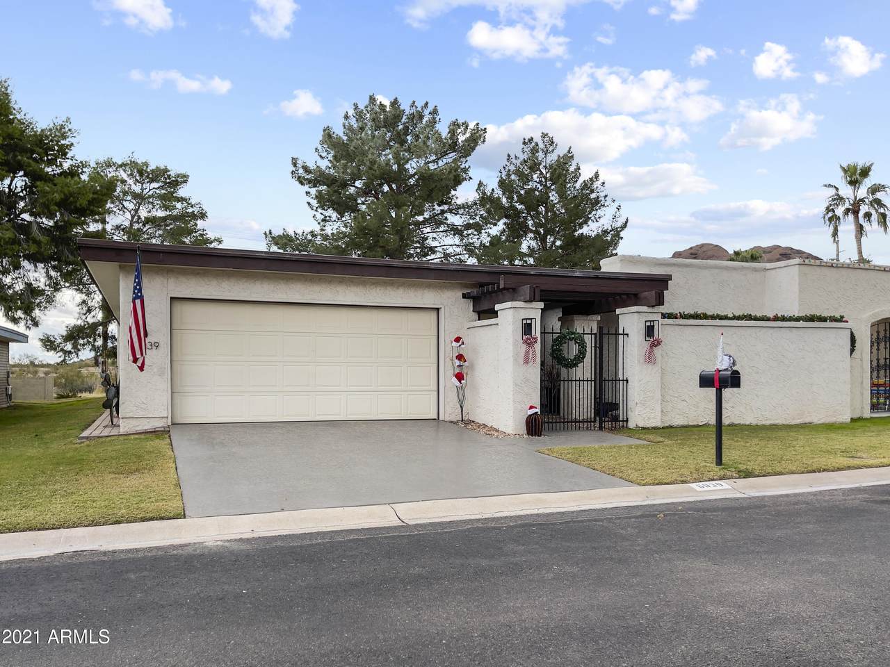 6039 Harvard Street - Photo 1