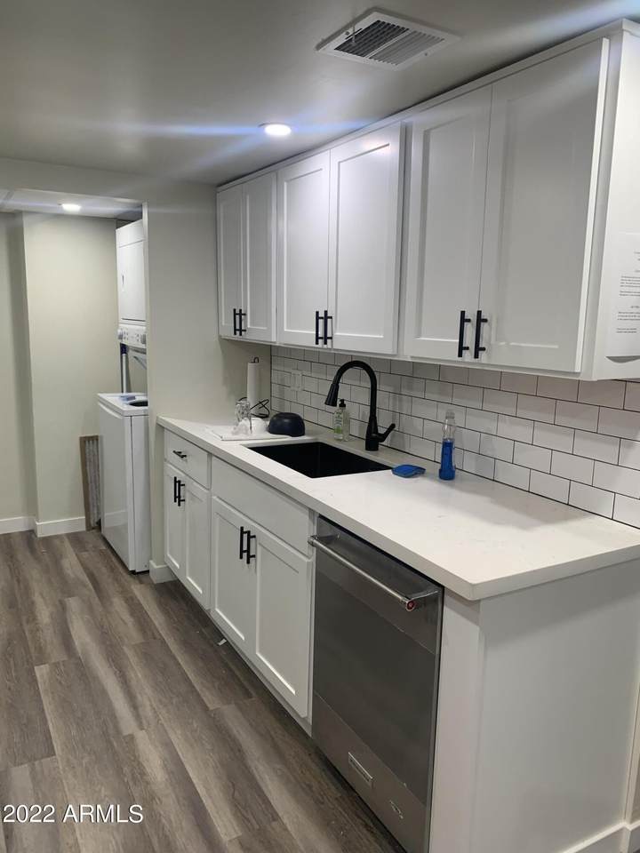 805 4TH Avenue - Photo 1
