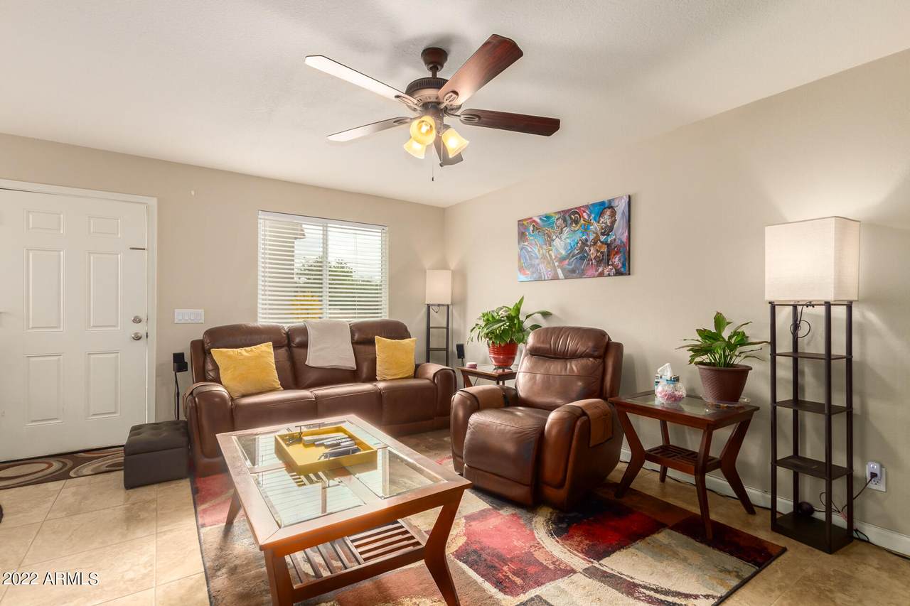 4720 Portland Street - Photo 1