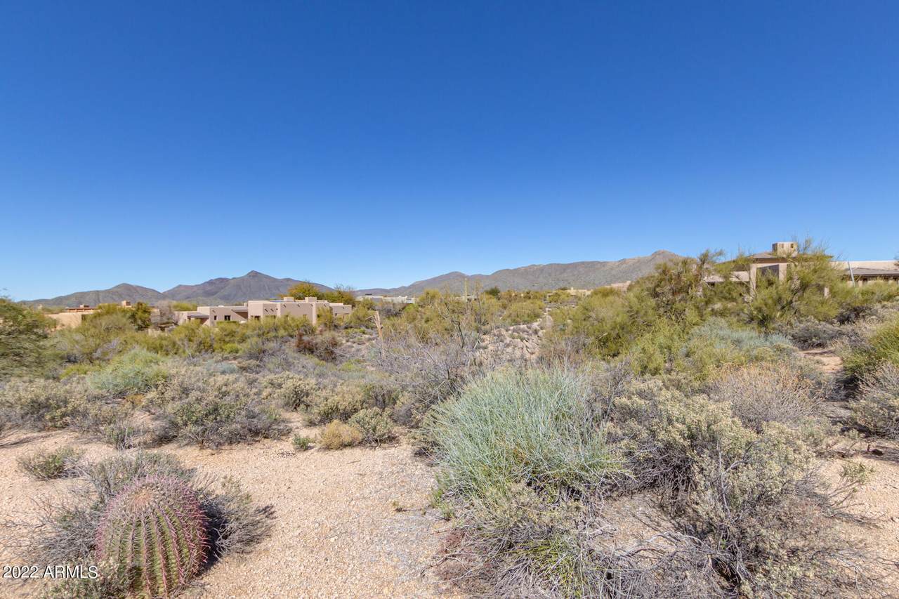 39498 106th Street - Photo 1