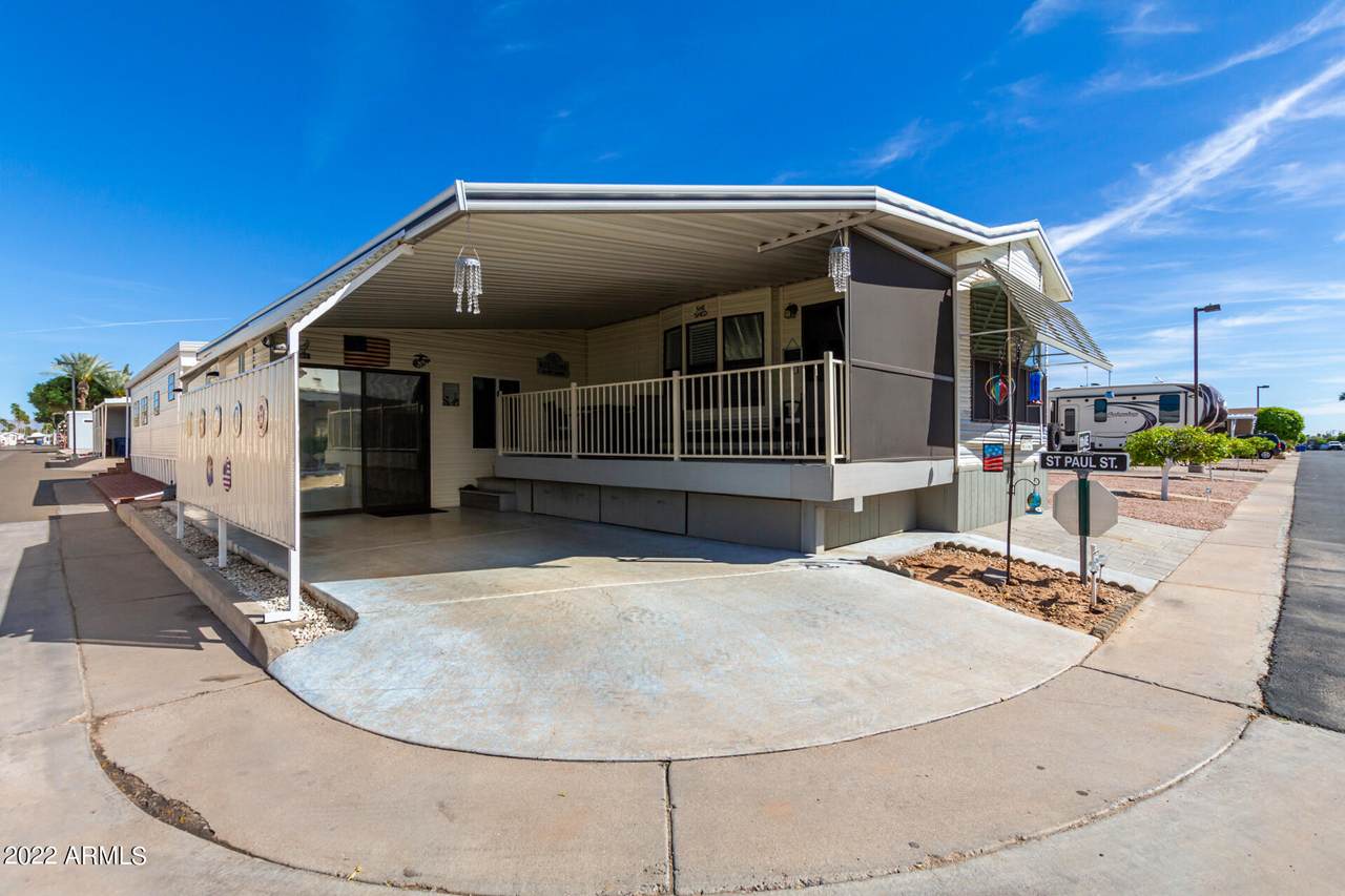 4700 Main Street - Photo 1