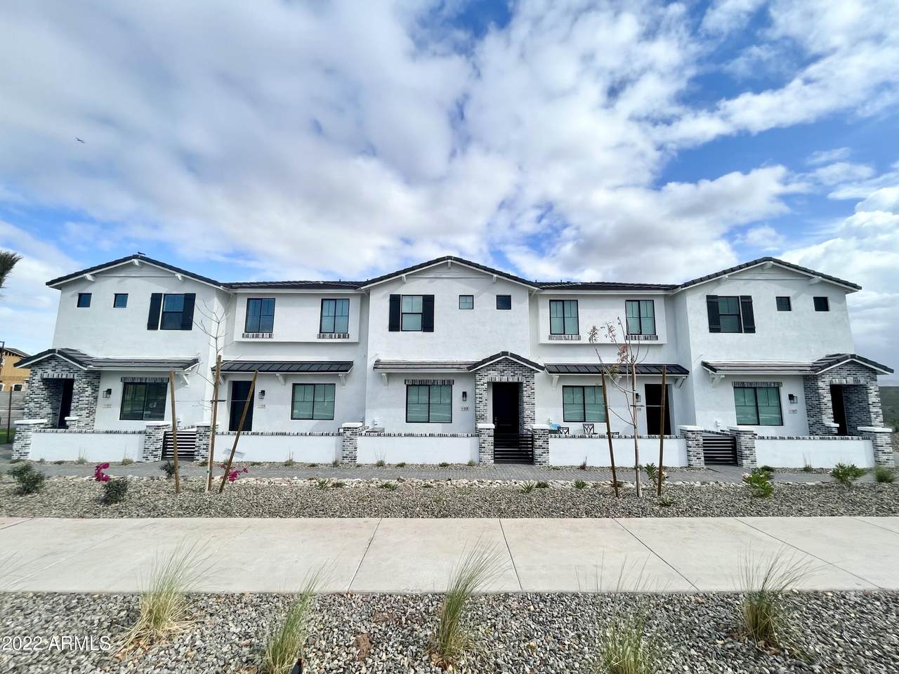 3230 Thomas Road - Photo 1