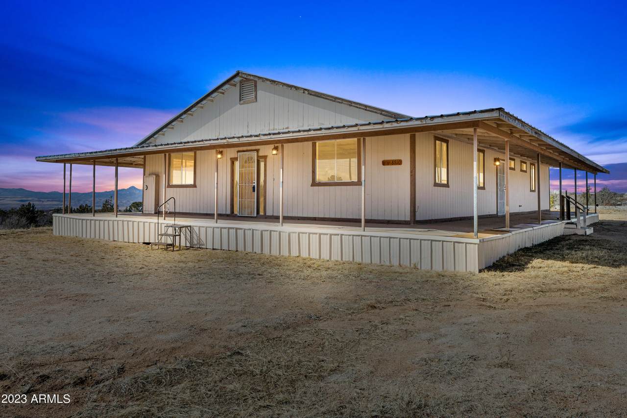 8910 Steven Trail - Photo 1