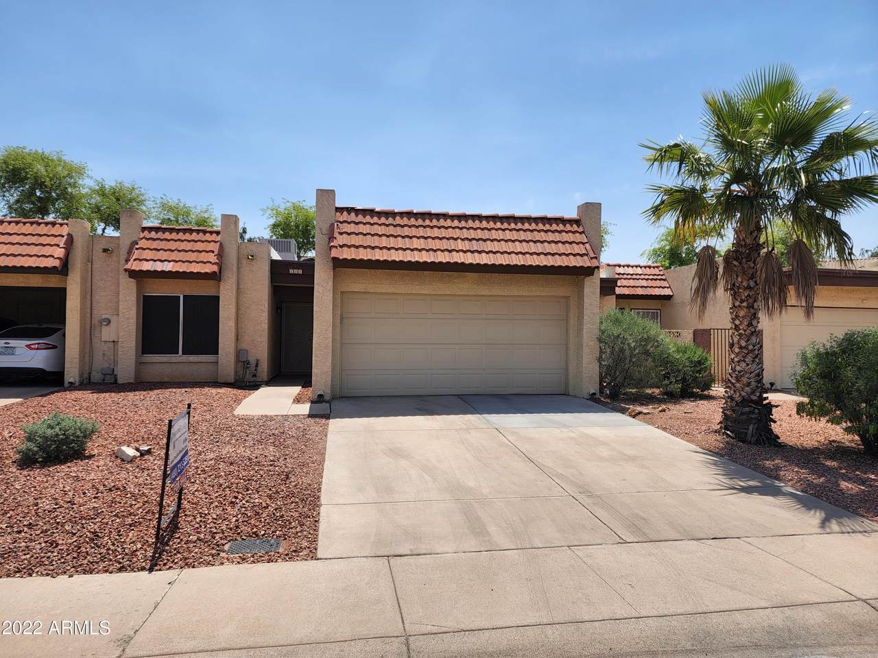 535 Oxford Drive - Photo 1
