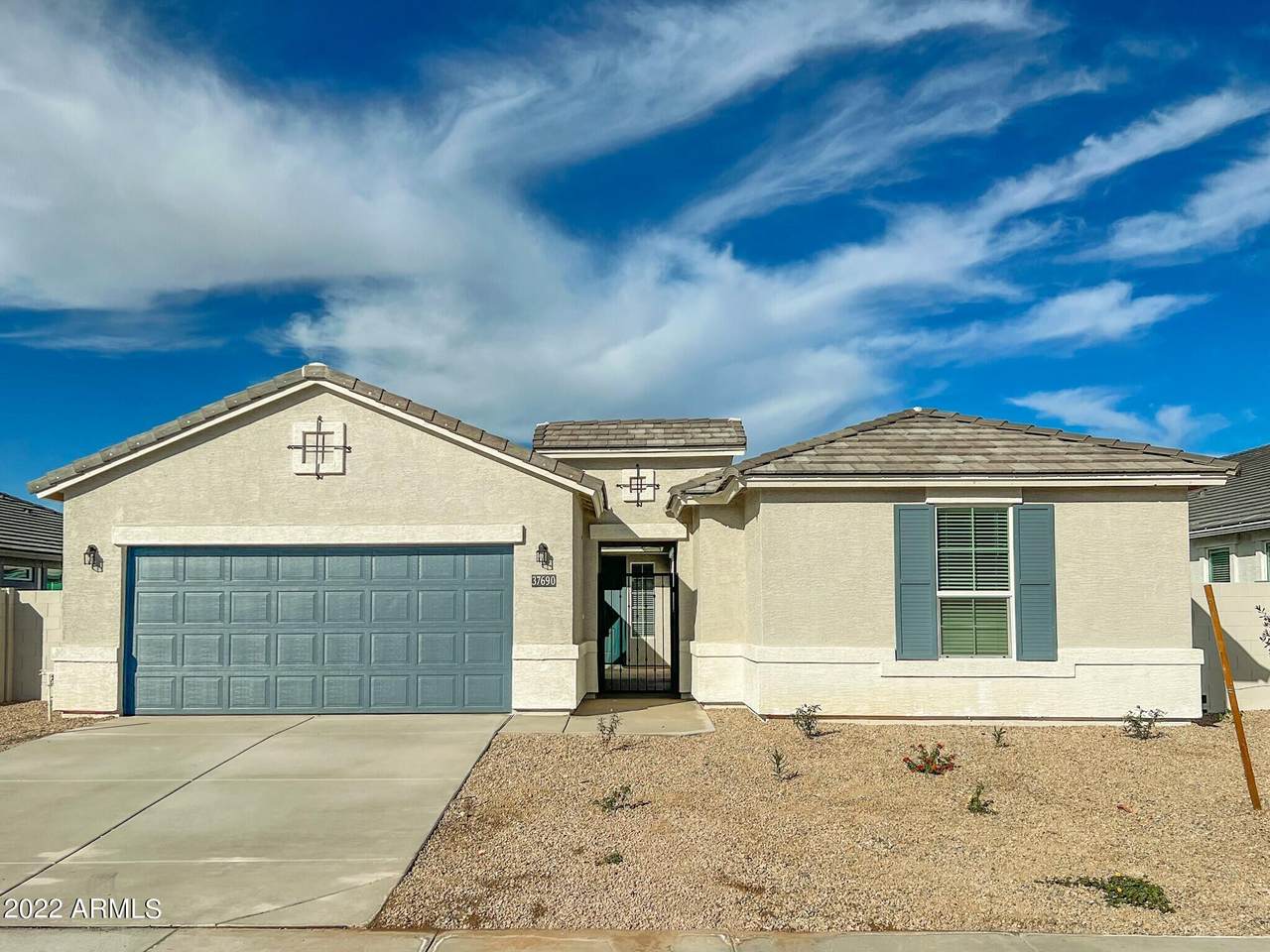 37690 San Capistrano Avenue - Photo 1