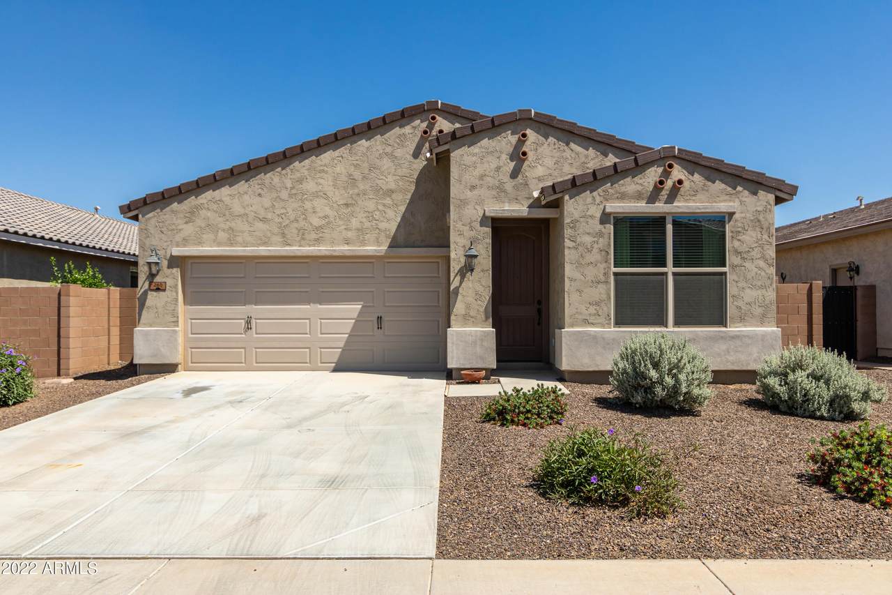 260 Vicenza Drive - Photo 1