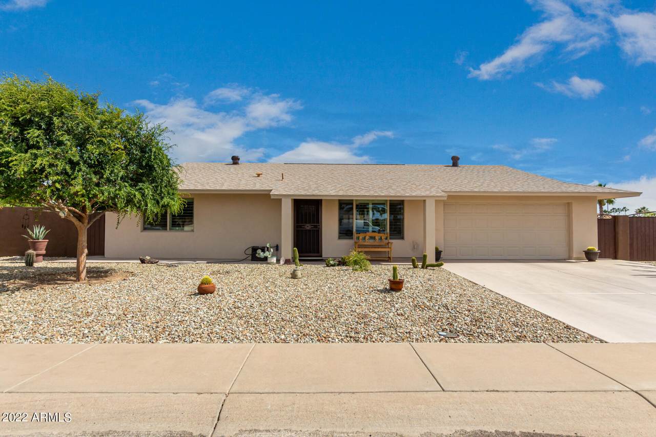 19623 Conquistador Drive - Photo 1
