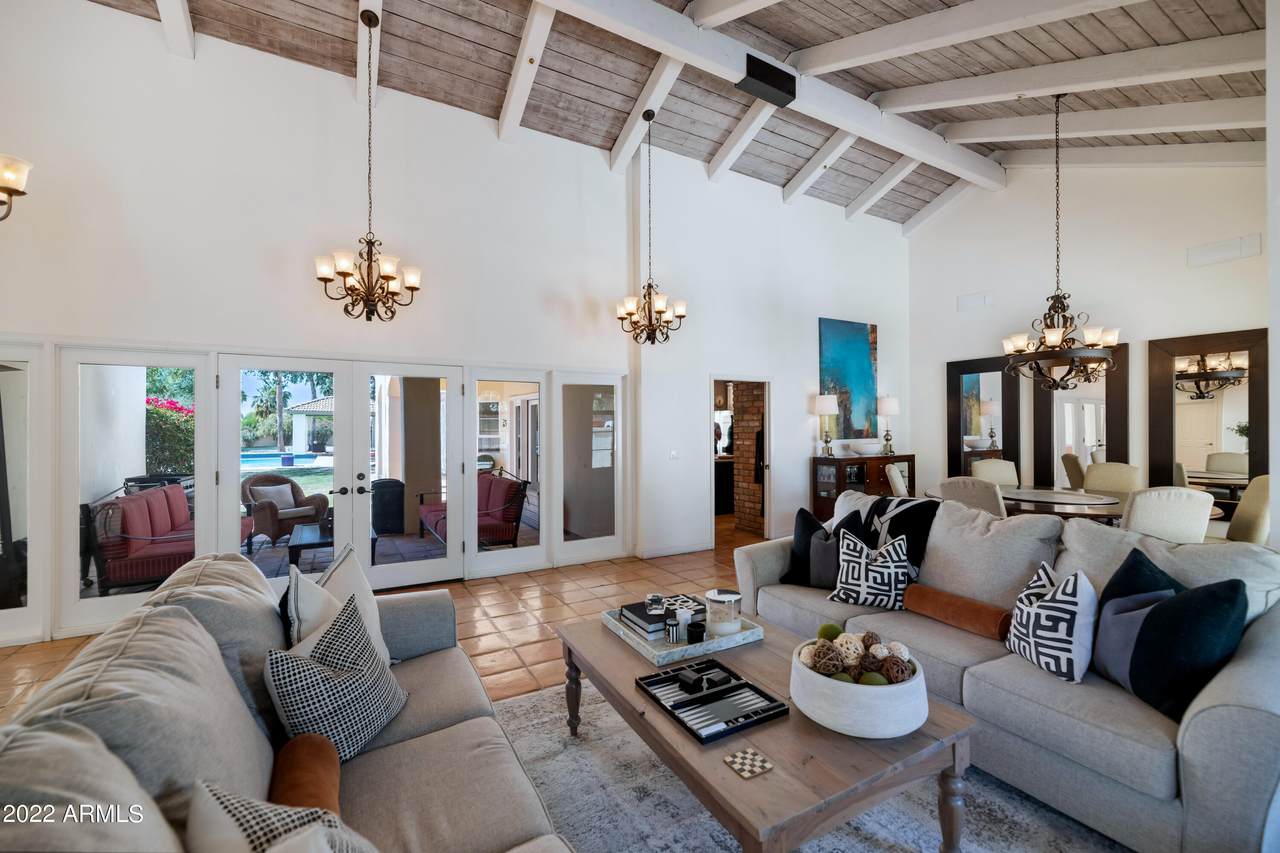 10025 Cortez Drive - Photo 1