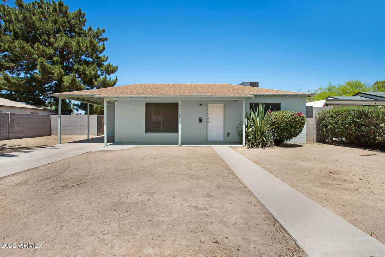 2510 Indianola Avenue - Photo 1