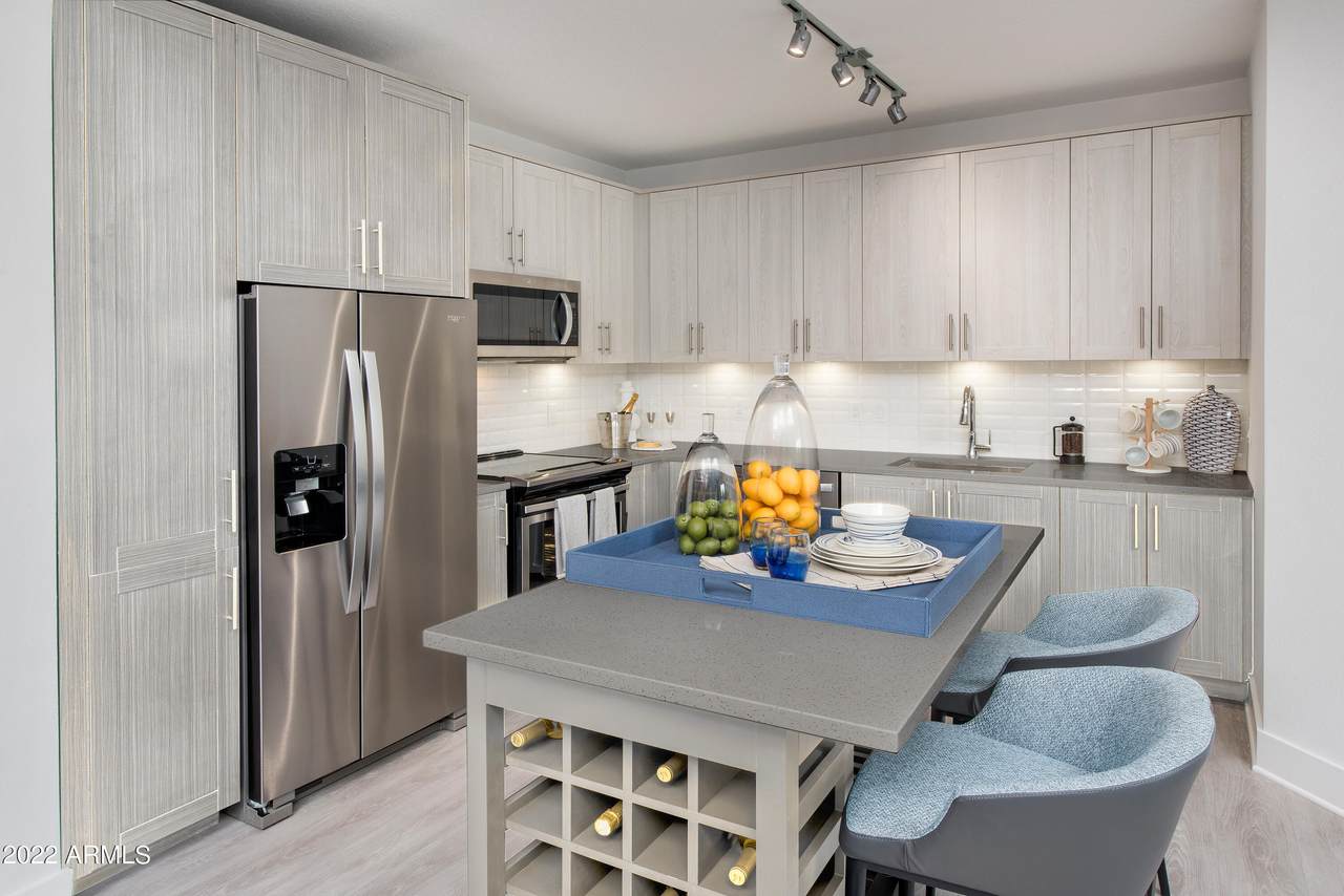 24100 19TH Avenue - Photo 1