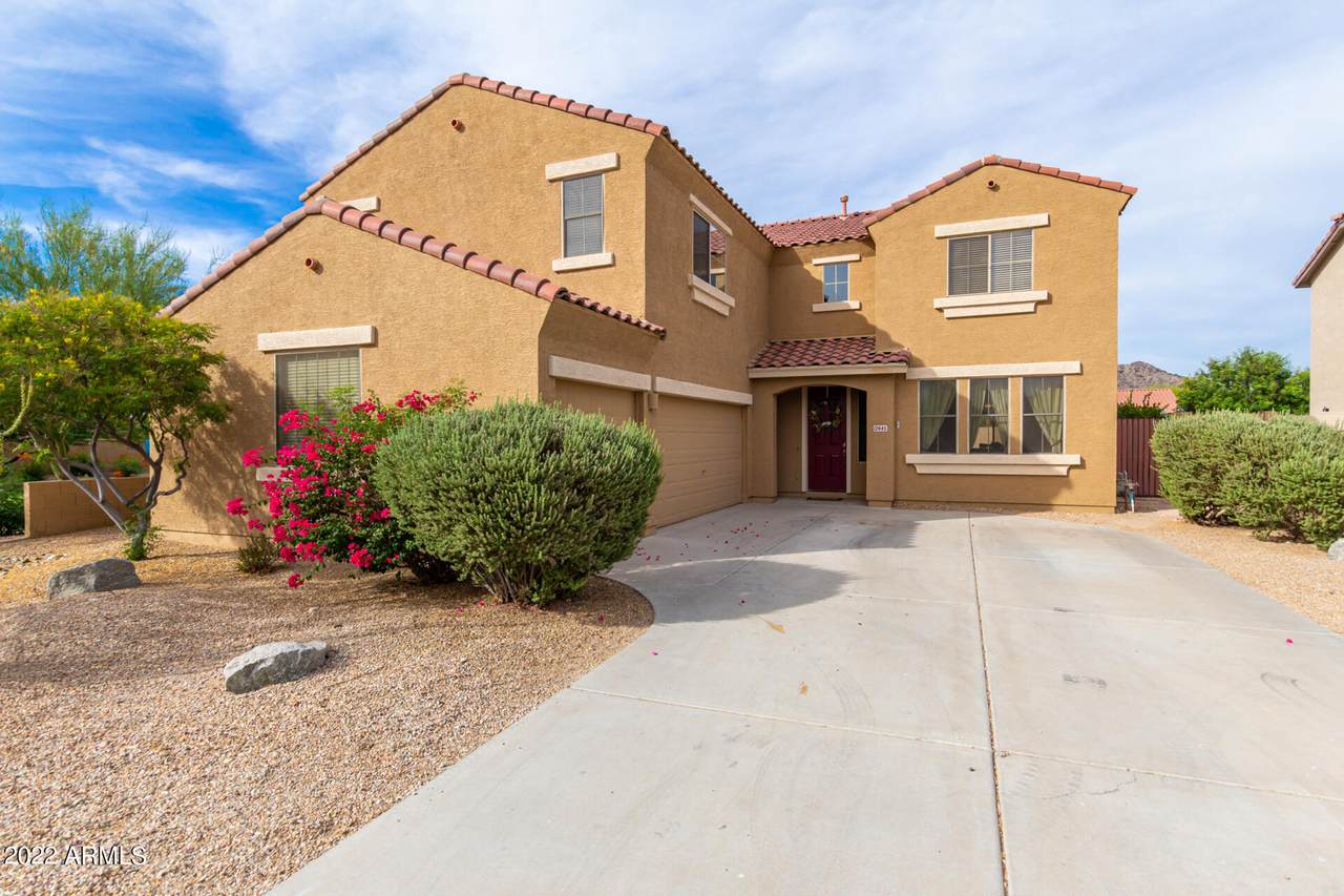 12445 176TH Avenue - Photo 1
