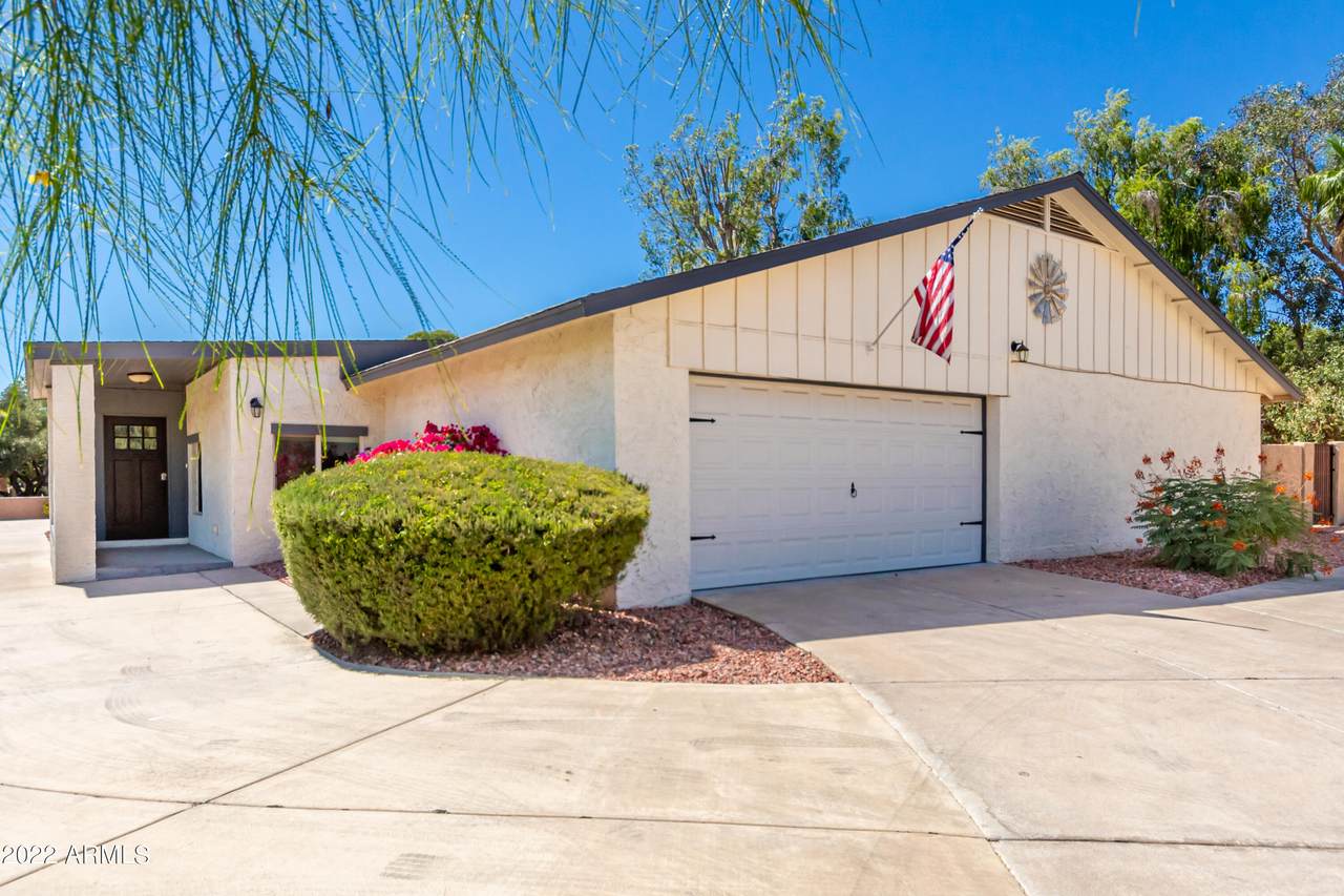 12202 60TH Street - Photo 1