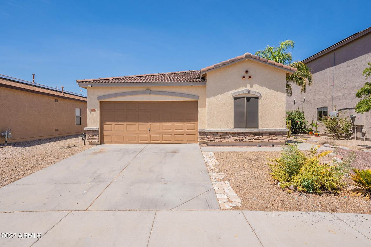 5950 Sunrise Circle - Photo 1