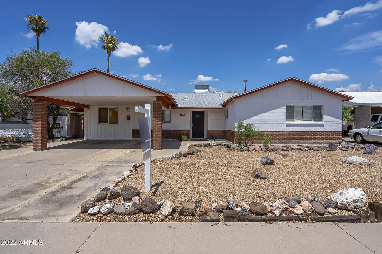 2908 Corrine Drive - Photo 1