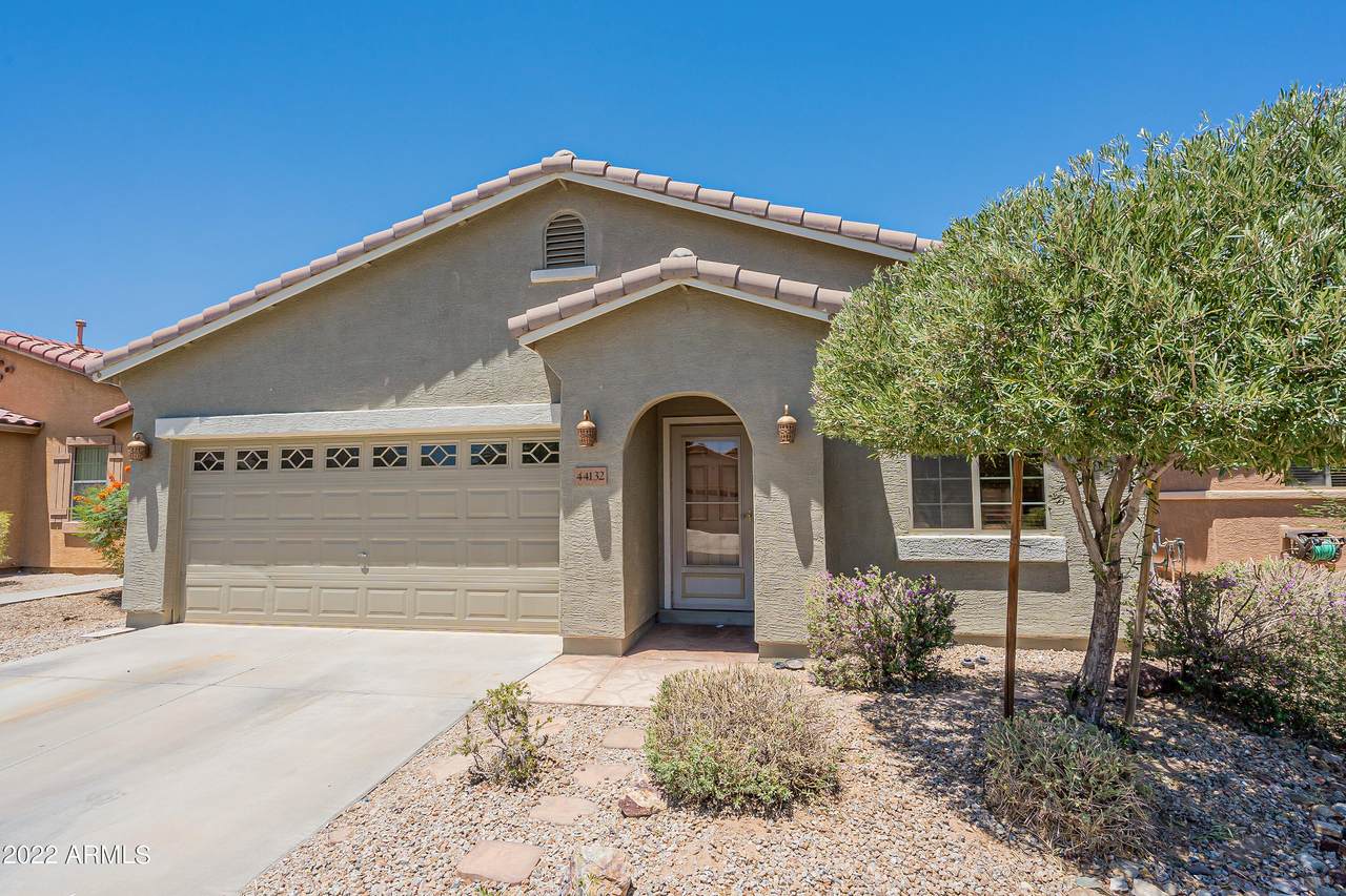 44132 Askew Drive - Photo 1