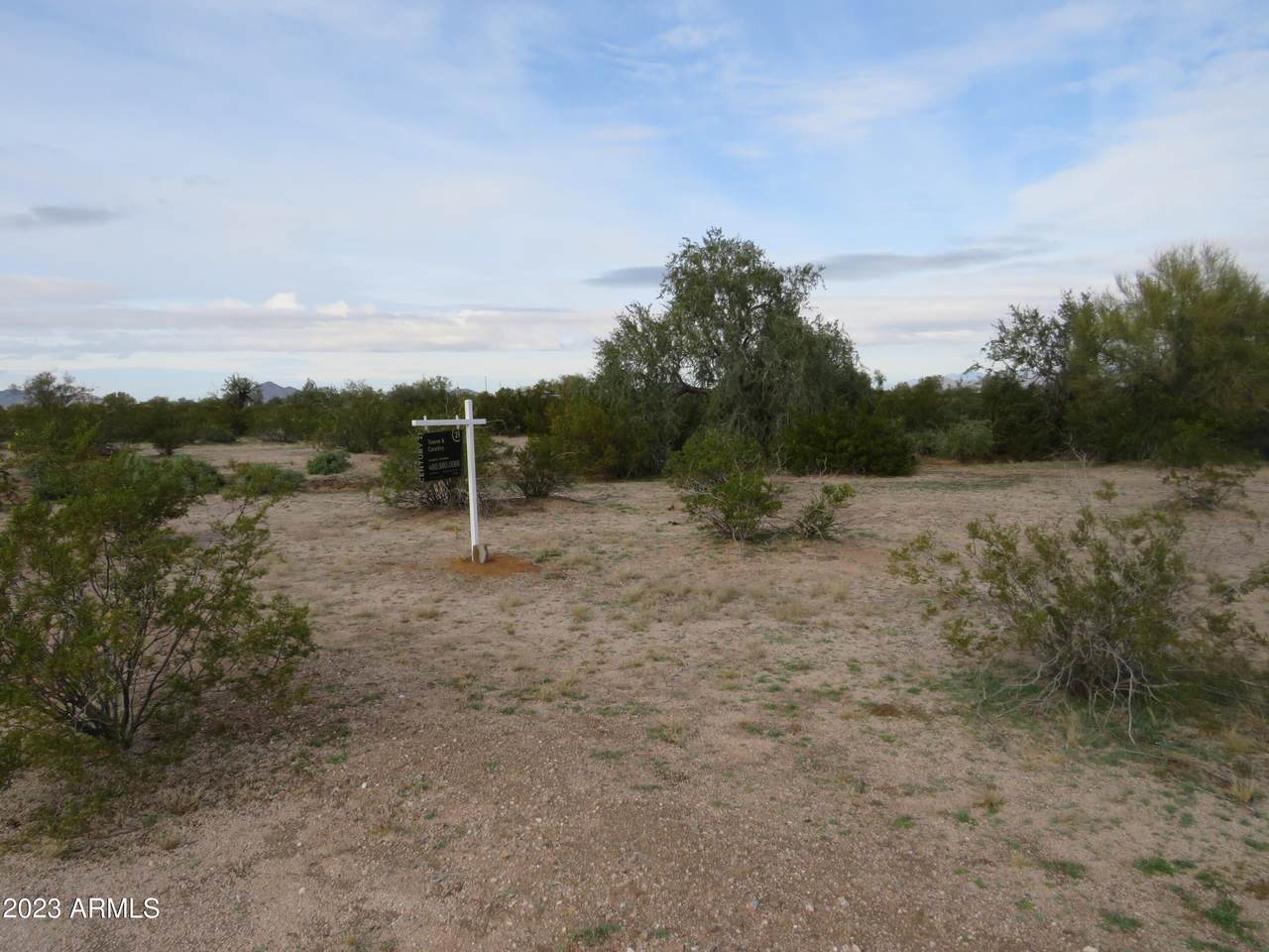 000 0000 Road - Photo 1