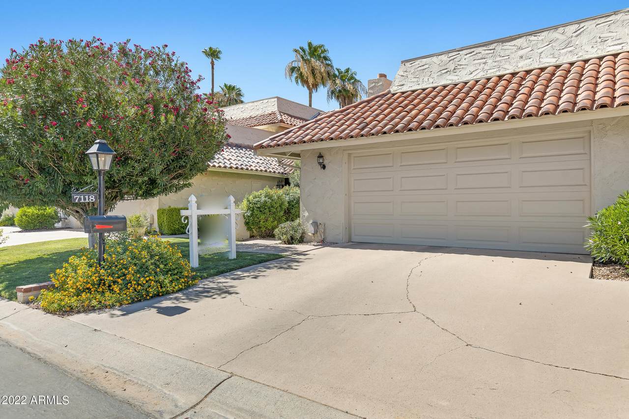 7118 Buena Terra Way - Photo 1