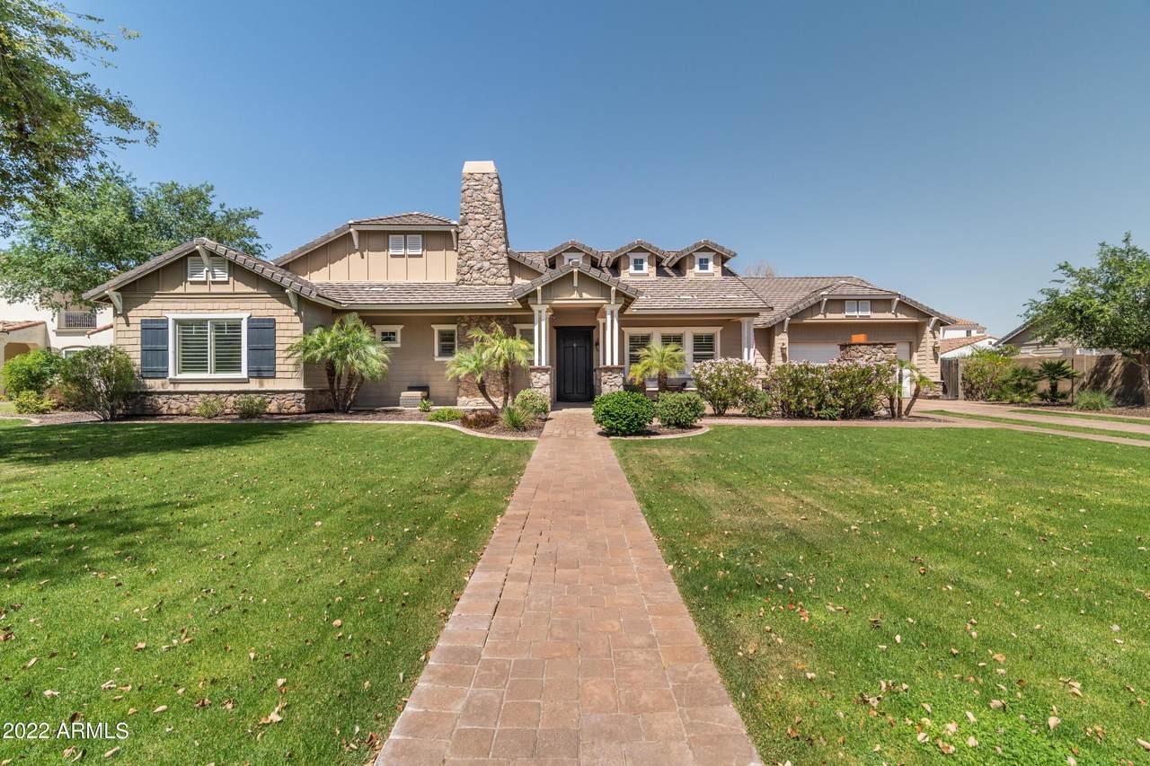 2816 Constance Way - Photo 1