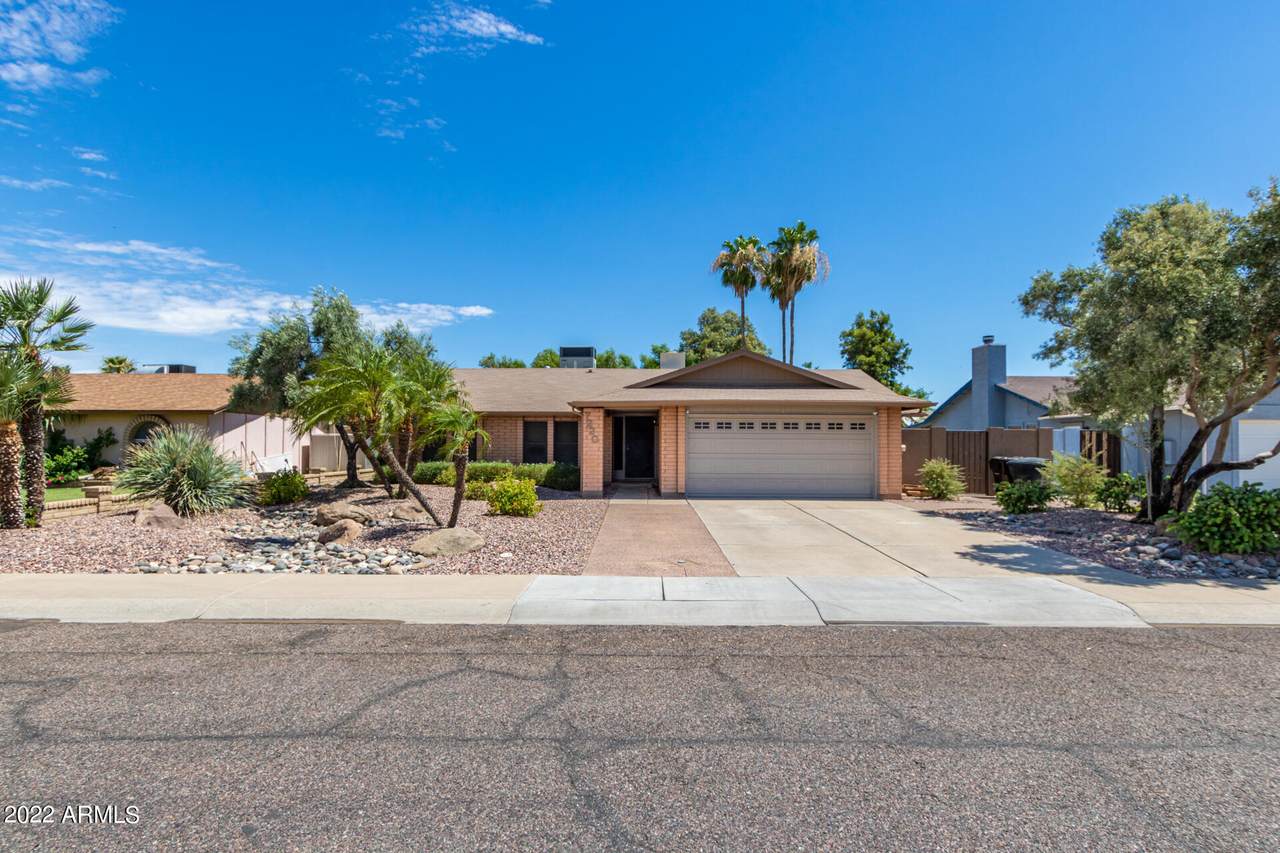 7220 Sunnyslope Lane - Photo 1