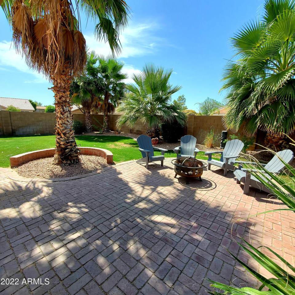 9139 Davis Road - Photo 1