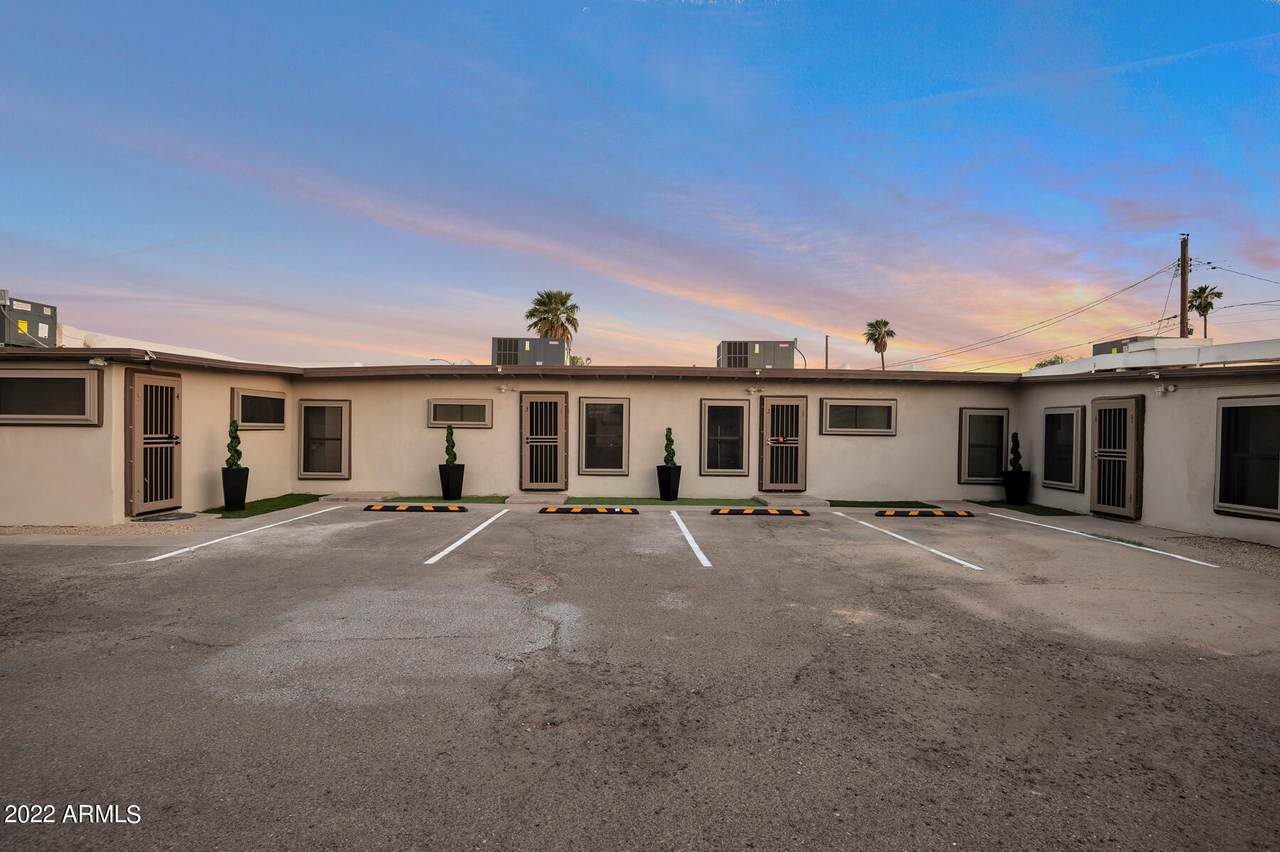 1108 33RD Avenue - Photo 1