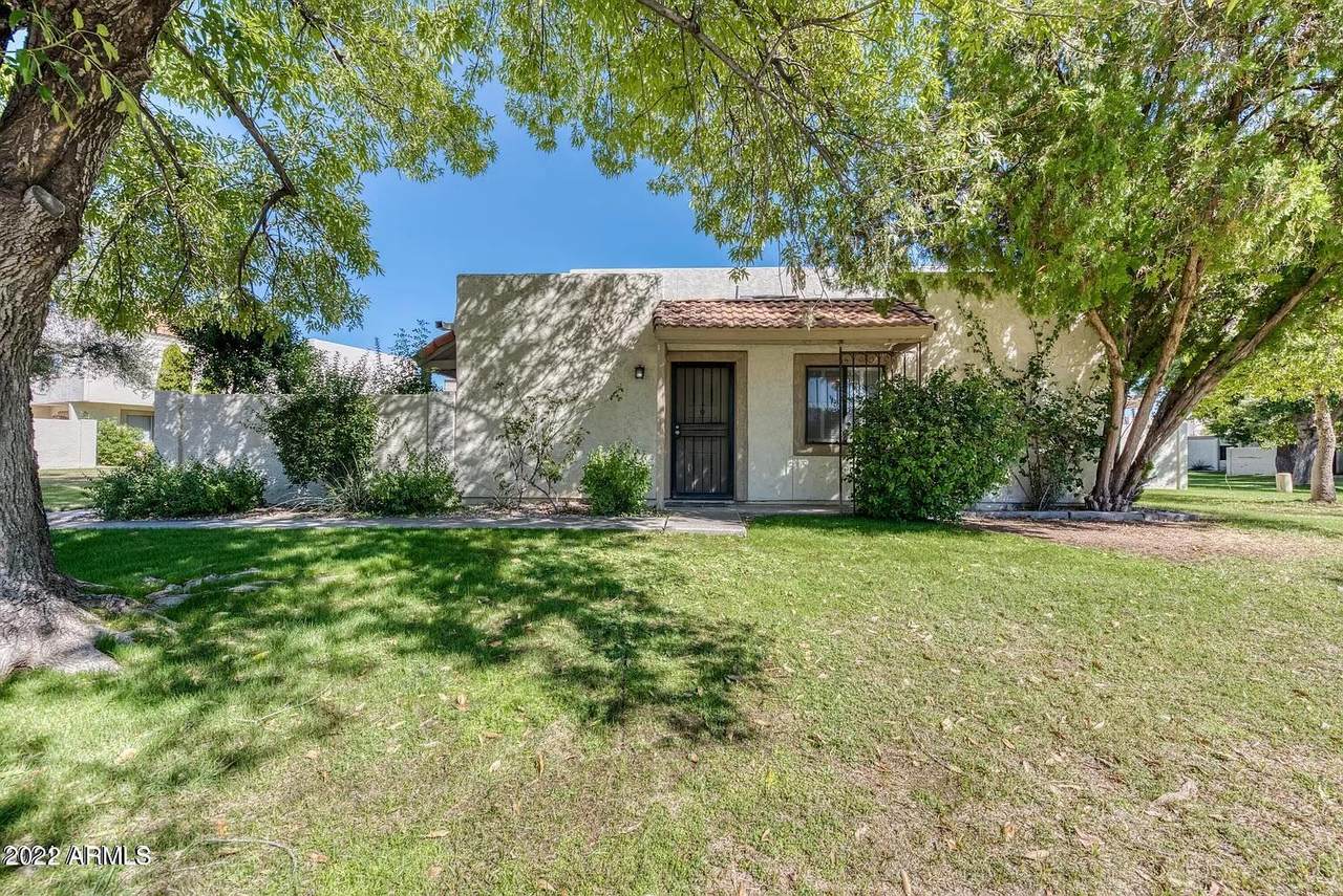 7821 Valley Vista Drive - Photo 1